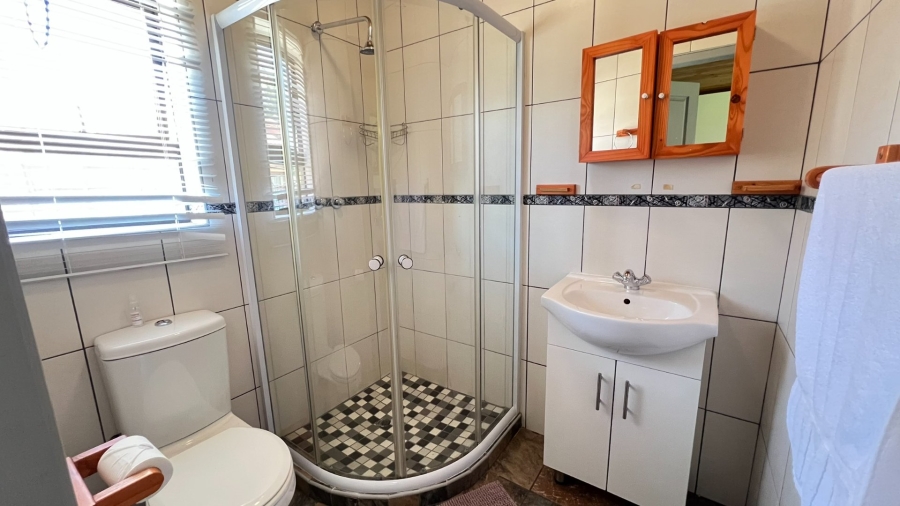 8 Bedroom Property for Sale in Pellissier Free State